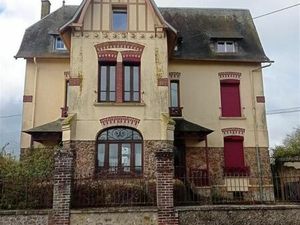 Maison 10 pièces 180 m²