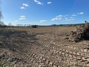 Terrain agricole non constructible non viabilisé À Vendre