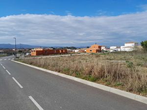 Vente terrain 504 m² à Pourrières (83910)  199 000 €