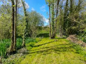 Vente terrain à batir 2918 m² à Saint-laurent-de-la-pree (17450)  169 600 €