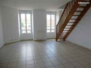 Appartement F3 duplex à AY 15 RUE JULES LOBET