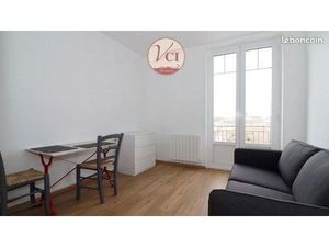 Studio meublé refait à neuf - balcon vue dégagée