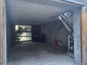 Location garage + comble