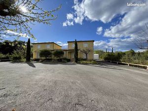 Local Commercial / Maison