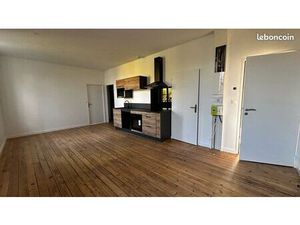 Appt rénové T2 EYMET 1er etg