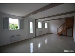 Maison 3 chambres   garage  jardin