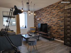 Appartement centre bourg 2 chambres avec accès jardin