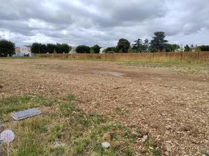 Vente terrain 430 m² à La Jarrie (17220)  153 080 €