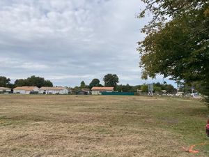 Vente terrain 824 m² à Saint-Magne (33125)  142 000 €
