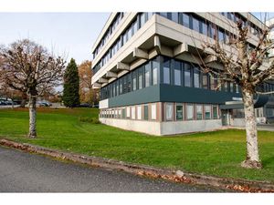 Vente locaux professionnels 162 m² à Gueret (23000)  38 043 €