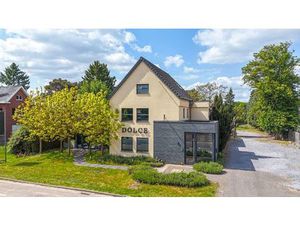 Surface commerciale à louer à Guido Gezellelaan 140 Heusden-Zolder (RBU81874)