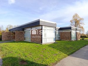 Vente locaux professionnels 275 m² à Feuquières-en-Vimeu (80210)  240 900 €