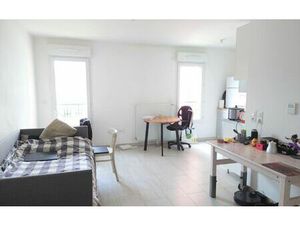 Location appartement  28.16 m² T-1 à Noisy-le-Grand  740 €