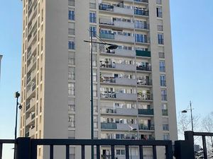 Vente parking à Gennevilliers (92230)  9 000 €