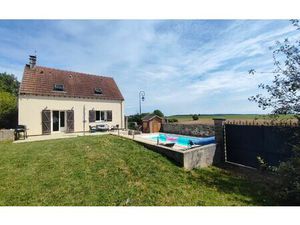 Maison Montmirail 100 m² T-4 à vendre  225 000 €