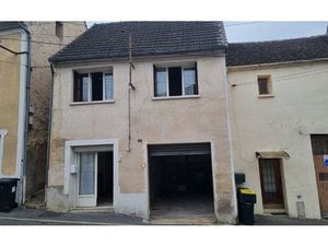 Maison Saint-Cyr-sur-Morin m² T-4 à vendre  98 000 €