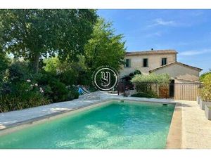 Proche - Propriété au charme fou