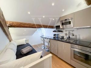 RARE - Petite studette rénovée