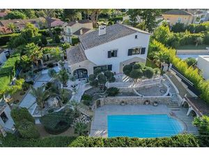 Villa 7 pièces Secteur résidentiel