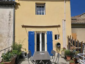 Vente immeuble 3 pièces 120 m² à Valreas (84600)  94 000 €