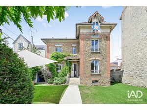 Vente locaux professionnels 198 m² à La Varenne Saint Hilaire (94210)  1 190 000 €