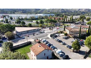 BUREAUX À LOUER EMPLACEMENT UNIQUE LES PENNES MIRABEAU !