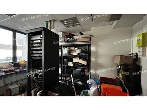 A LOUER - BUREAUX 381 m² - RENNES