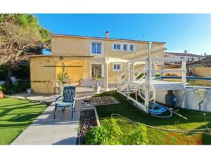 Maison Agde m² T-6 à vendre  529 000 €