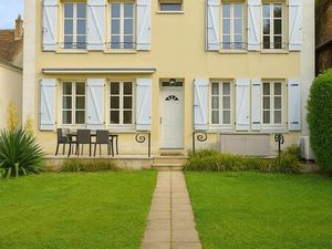 Charmante maison de ville 6 pièces - 100 m2 + jardin - TRAINEL (10) - 135000