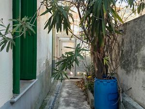 Appartement F2 + Jardinet + Cave