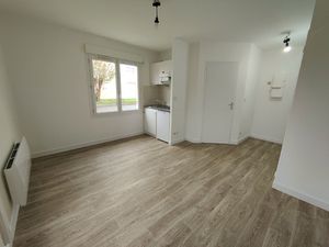 Studio d'environ 20m2 avec parking