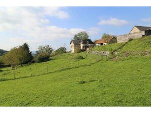 Propriété de près de 7 ha isolée avec vue dégagée