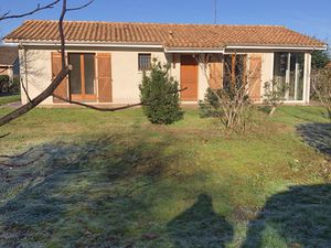 Maison de plain-pied de 97 M2 avec garage sur 1200 M2