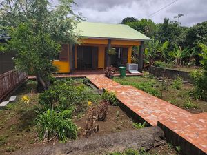 MAISON TYPE F4 DE PLAIN-PIED A LA LIGNE DES BAMBOUS