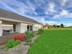 Maison familiale récente type T5  au calme  grand terrain ar