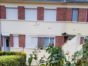 Sotteville proche Mairie : Maison 90 m² avec jardin  3 CH  Gge  3 PK intérieurs... Belle O