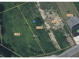 Terrain à bâtir avec permis dans un cadre stratégique – Horn