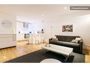 Location meublée appartement 2 pièces 45 m² à Paris 1er (75001)  2 990 €