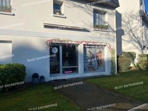 À LOUER - LOCAL COMMERCIAL 38 m² - SAINT AVÉ