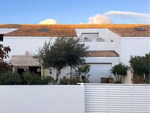 Agde – Villa T4 – 100 m² – Suite parentale – Garage – Jardin – Très bon état – 310 000