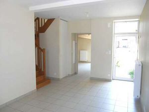 Location Appartement 3 pièces à Montfort-sur-Meu (35160) : à louer 3 pièces / 53m² Montfor