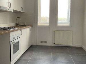Location Appartement 2 pièces à Saint-Brieuc (22000) : à louer 2 pièces / 60m² Saint-Brieu