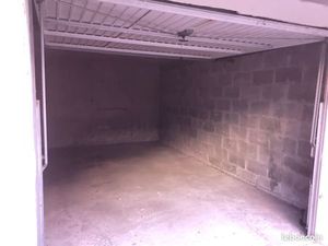 Garage à louer basse ville