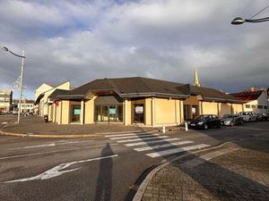 Local commercial hyper centre 177m2 ou +