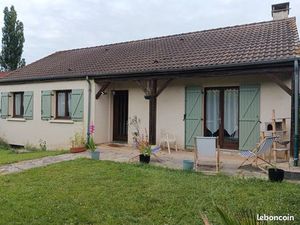 Maison f4 proche arrêt de bus