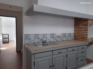 A LOUER – LA POMMERAIE SUR SEVRE - Grand appartement 2 pièces meublé  de 45 m²