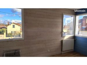 Bureau professionnel dans maison