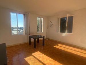 Location 3p vide Hauteur Antibes