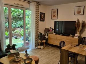 T2 rez-de-jardin avec jardin  piscine et garage – Tournefeuille