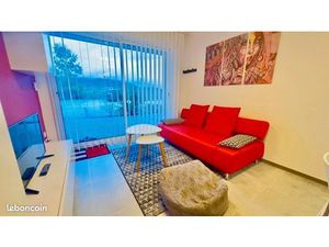 Beau Studio meublé avec parking